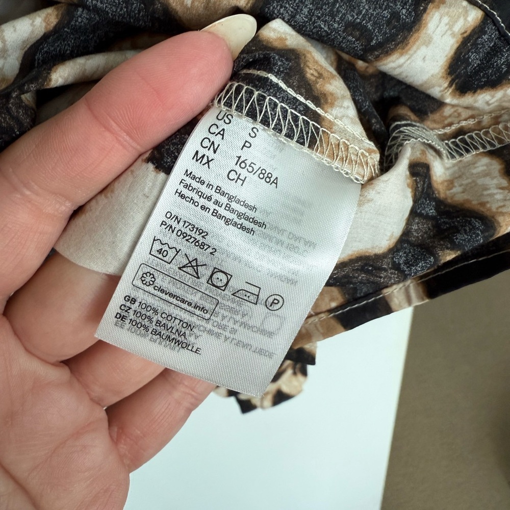 H&M Ruffle Trimmed Blouse - Picture 6 of 7
